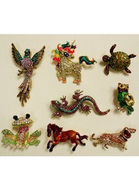 Brooch Lot of 8 - Animal Pins - Frog Owl Bird Dog Turtle